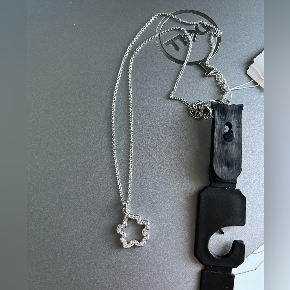 🆕 Ted Baker London Crishla Crystal-Embellished Magnolia Pendant Necklace 🎁 - Picture 6 of 6